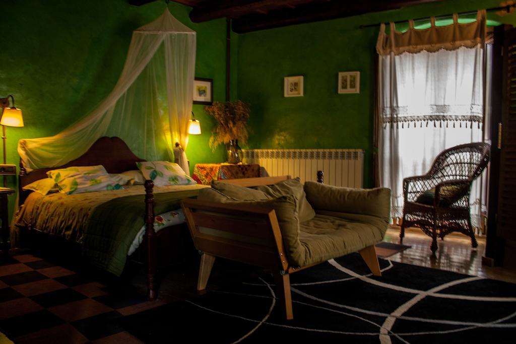 Gasthaus El Follo Turisme Rural Tagamanent Zimmer foto